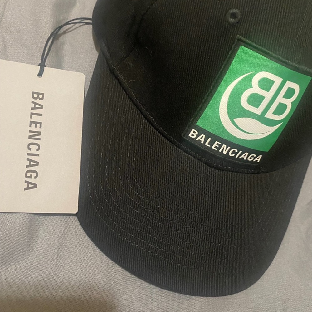 New Authentic Balenciaga Cap Made In Italy With DustBag
